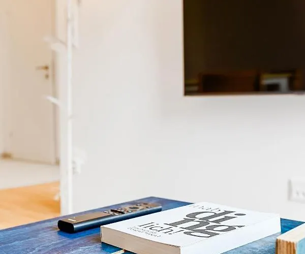 Ding Design In Brigittenau Appartement *