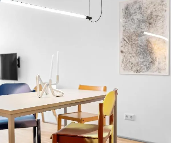 Ding Design In Brigittenau * Vienne